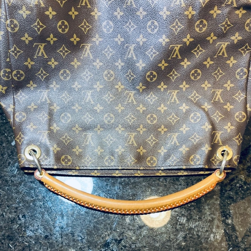 Louis Vuitton Artsy MM - Picture 9 of 12